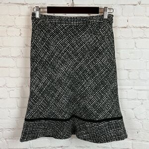 GAP black white A-line check frill classic lined skirt size 2